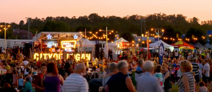 Photo of crowd at an Eats and Beats festival